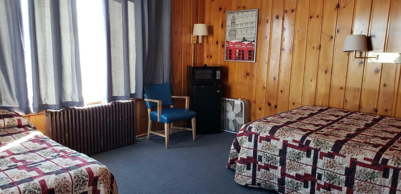 Caribou Lodge And Motel Soda Springs Eksteriør bilde